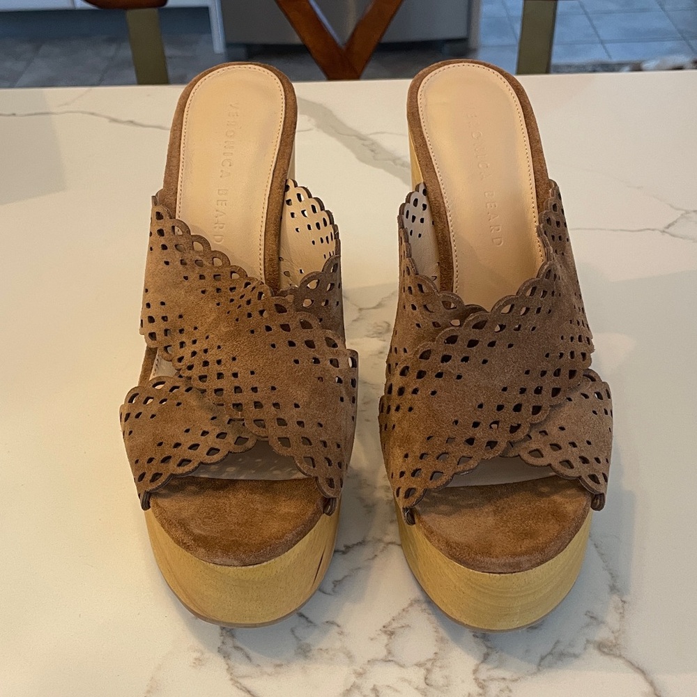 Veronica Beard Platform Graynor in Hazelwood size 7